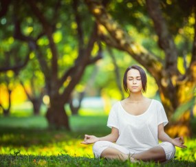 开云体育平台-皇马替补上场改变战局，曼联防线瞬间崩溃！皇马替补奇兵逆转战局，曼联防线崩盘！
